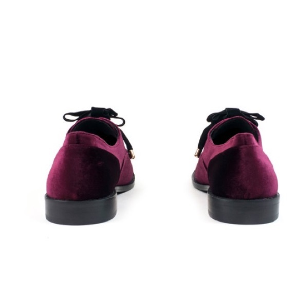 Big Eyelets Velvet Burgundy Boyfriend Oxford - Picture 6 of 8